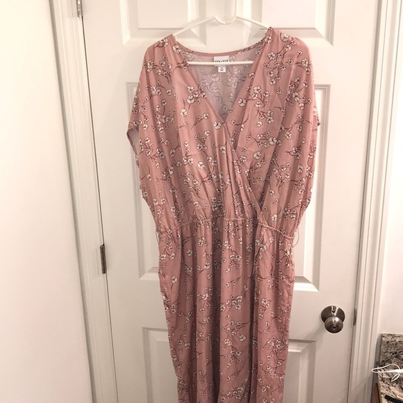 Ava and Viv wrap dress - Picture 3 of 3